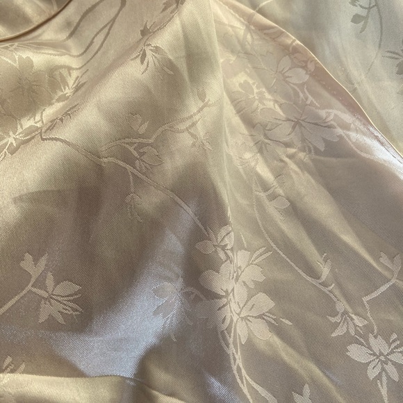 Tie-up SHEIN top - Picture 2 of 3